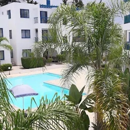 Paphos Pool View Gem - Cozy 1 Bed Apartment * Pafos