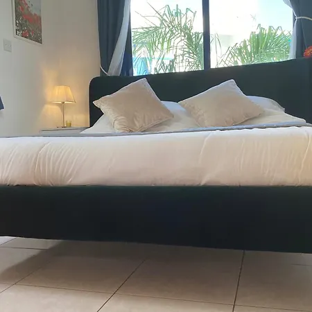 Blue Tasteful Complex Pool View Apartament *